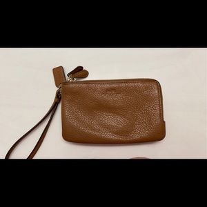 Coach double sided wristlet *** GREAT CONDITION***